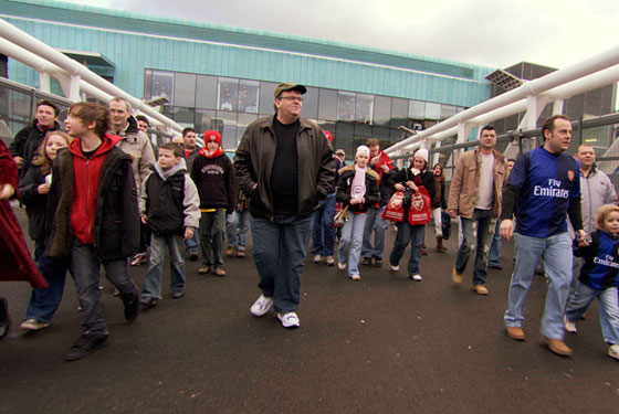 Anybody here seen.. you know... an orderly line?