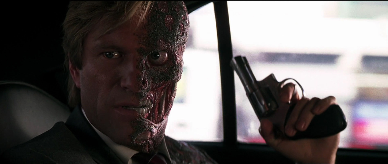 -harvey-dent-two-face-the-dark-knight-screencaps-harvey-dent-13409515-1266-536