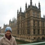 lisa-before-parliament