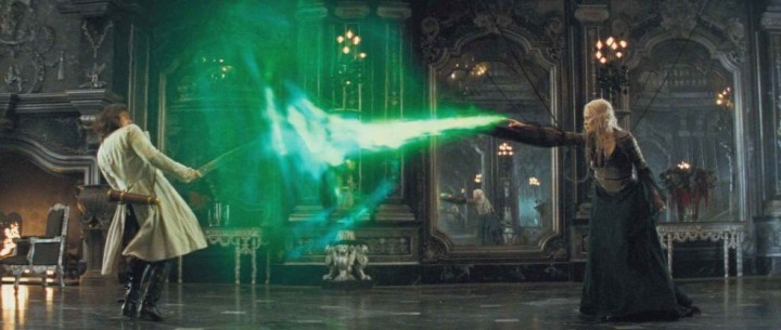Green magic? Awesome! That's sooooo Harry Potter!!