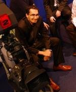 Me_uni-with-camera