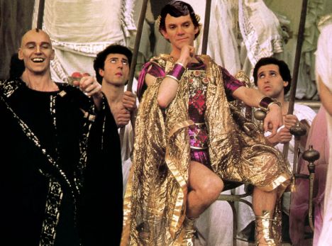 Caligula01
