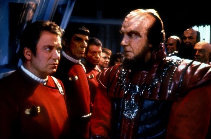Kirk's experimentation with internet dating wasn't starting out so well...