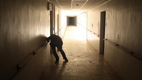 NOOOOOO!!!! The lights have come on in this darkened corridor!!!