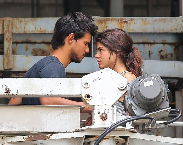 Taylor+Lautner+Stars+Set+Tracers+NYC+nGO1fioSUjxl