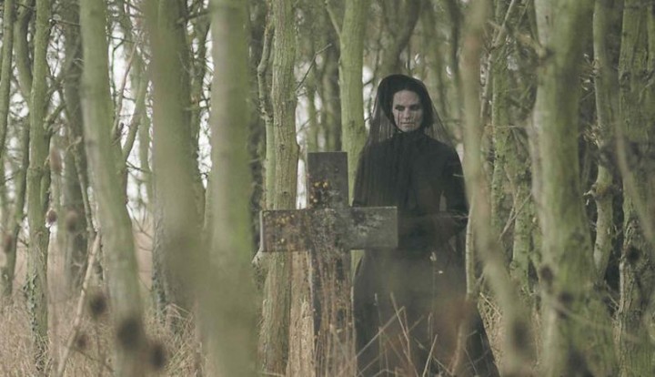 womaninblack2