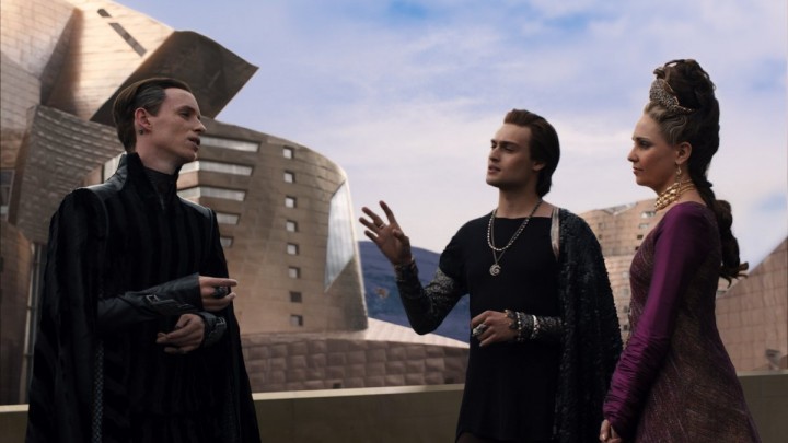jupiter-ascending-2