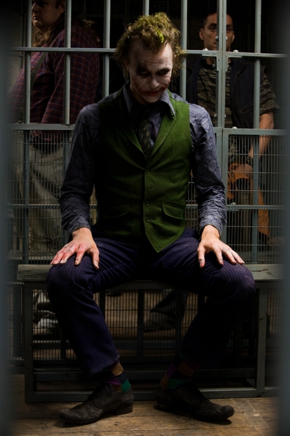 the joker batman the dark knight 2912x4368 wallpaper_www.wallpaperno.com_72