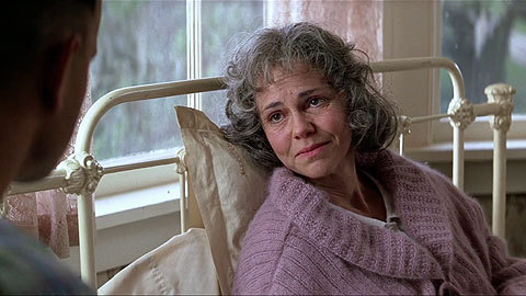 forrest-gump-movie-clip-screenshot-mommas-death_large