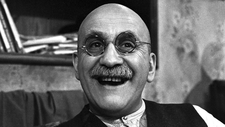 Warren Mitchell - 1926-2015