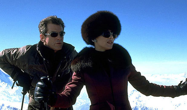 618w_james_bond_in_pictures_12