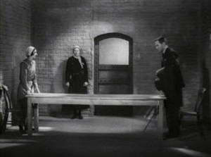 Murder!.Hitchcock.Eng.DVDRip.XVID.PARENTE.1930.avi_snapshot_01.03.23_[2015.10.15_21.54.43]