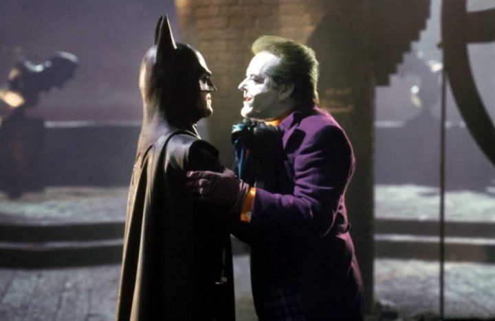 batman-1989-batman-confronts-the-joker