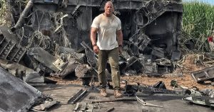 Rampage-Movie-Dwayne-Johnson-Giant-Monster-Destruction-Photo
