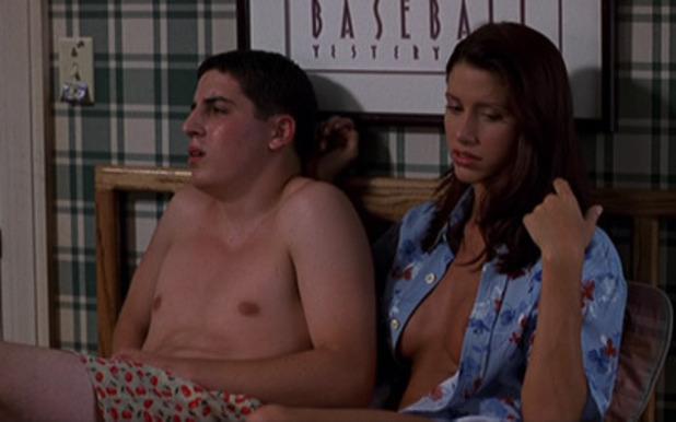 Alyson Hannigan Big Tits - Movie Review â€“ American Pie â€“ Fernby Films